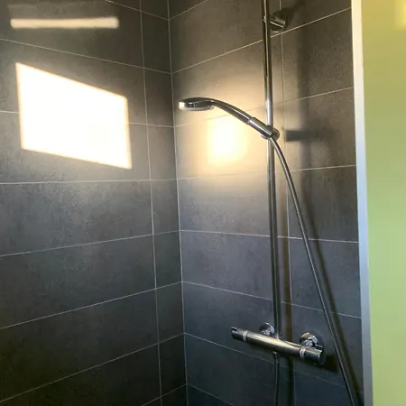 Maison Spacieuse Avec Piscine Au Sel Proche Grand Stade Vila